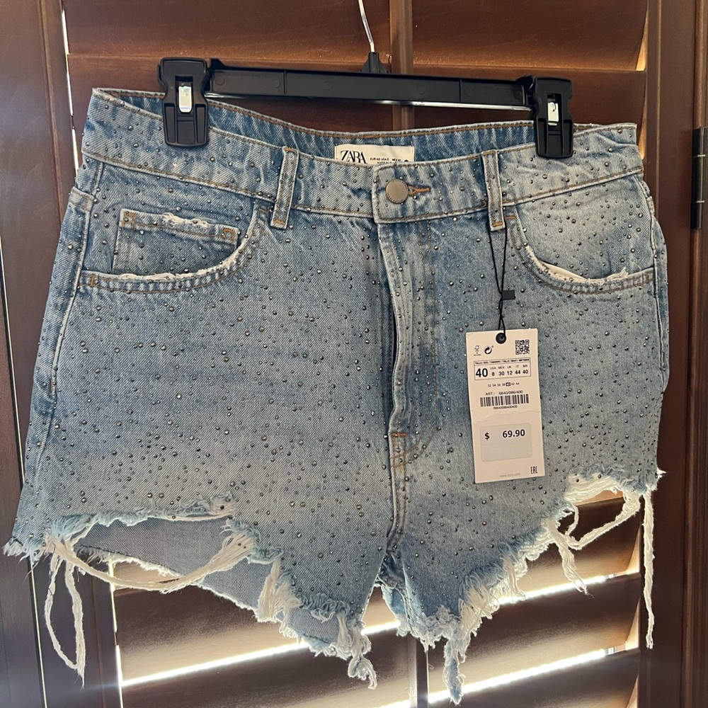 Zara shorts size 8 brand new with tags